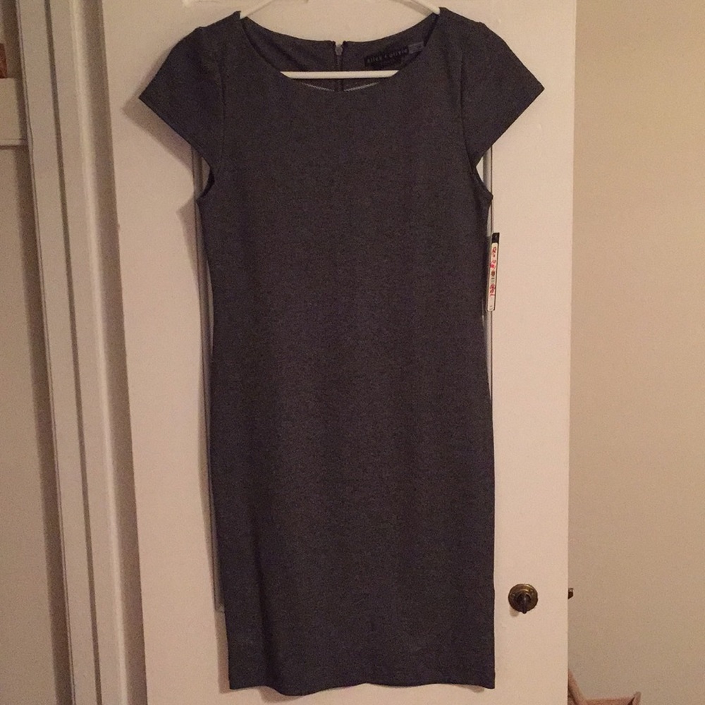 ALICE + OLIVIA short sleeve dress